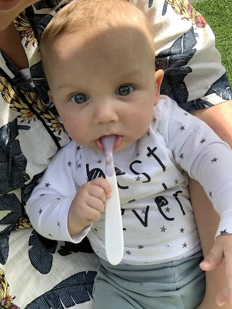 Beginnen met hapjes: Cody's culinaire opvoeding 4 - 6 maanden 5 cody lepel