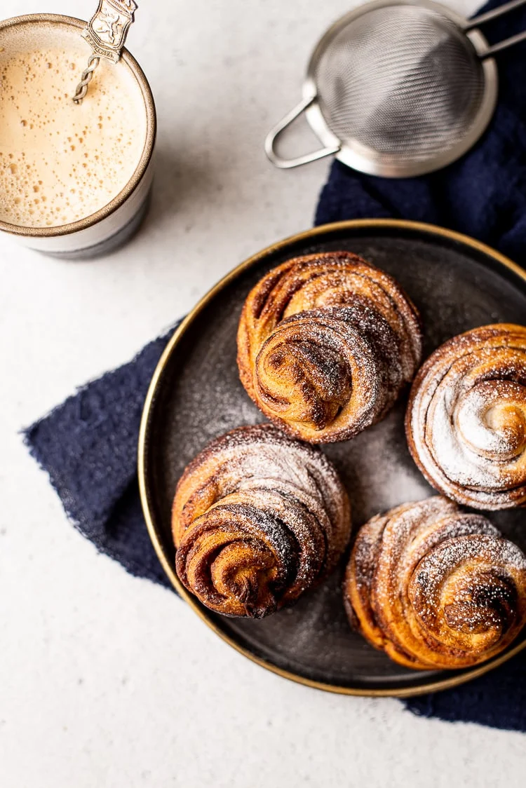 Fastfood Friday: Nutella Cruffins (croissantmuffins) 1 Nutella cruffins