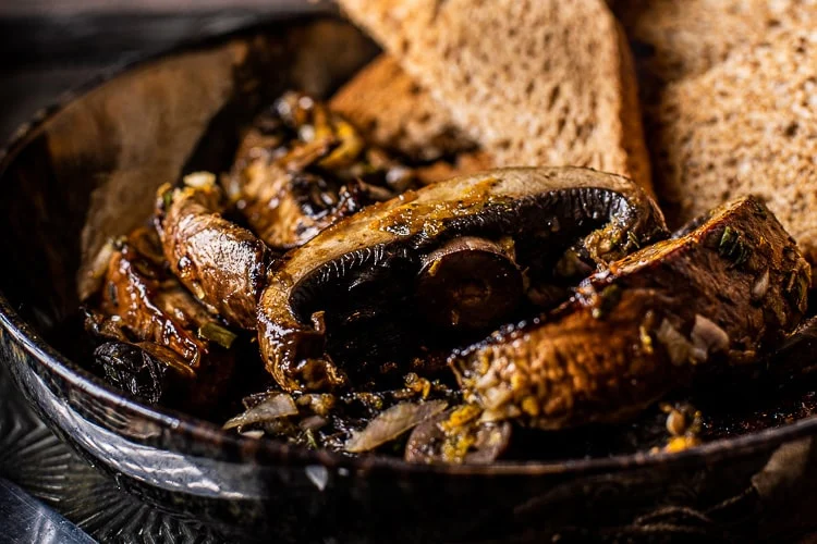 Cook the books: Jerk Portobello uit 'Mijn recepten' van London Loy 51 Jerk portobello's