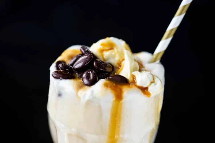 Fastfood Friday: Salted Caramel Koffie Milkshake 4 SaltedCaramelKoffieMilkshake FI 2