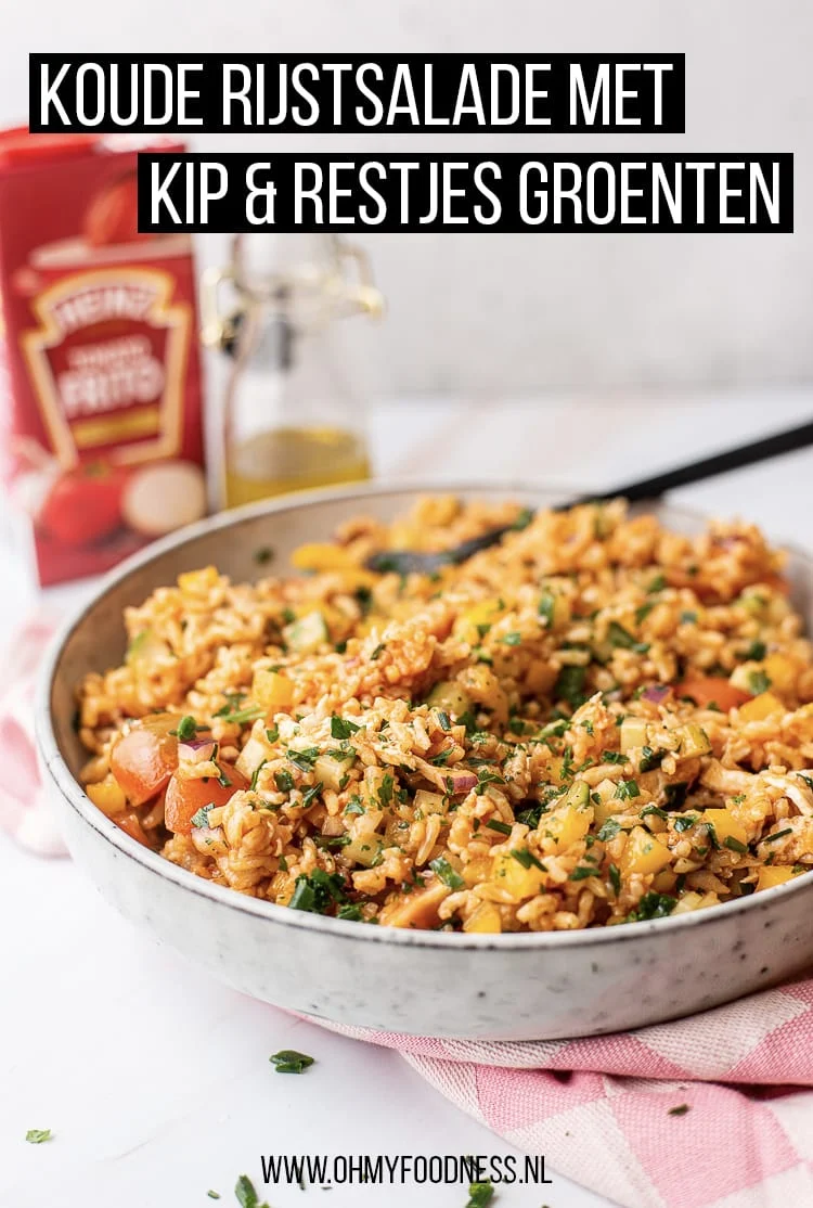 Koude rijstsalade met kip en restjes groenten 6 Koude rijstsalade met kip en restjes groenten