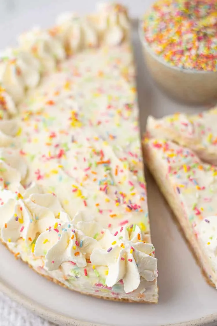 Fastfood Friday: No bake Birthday cheesecake 3 No bake Birthday Cheesecake
