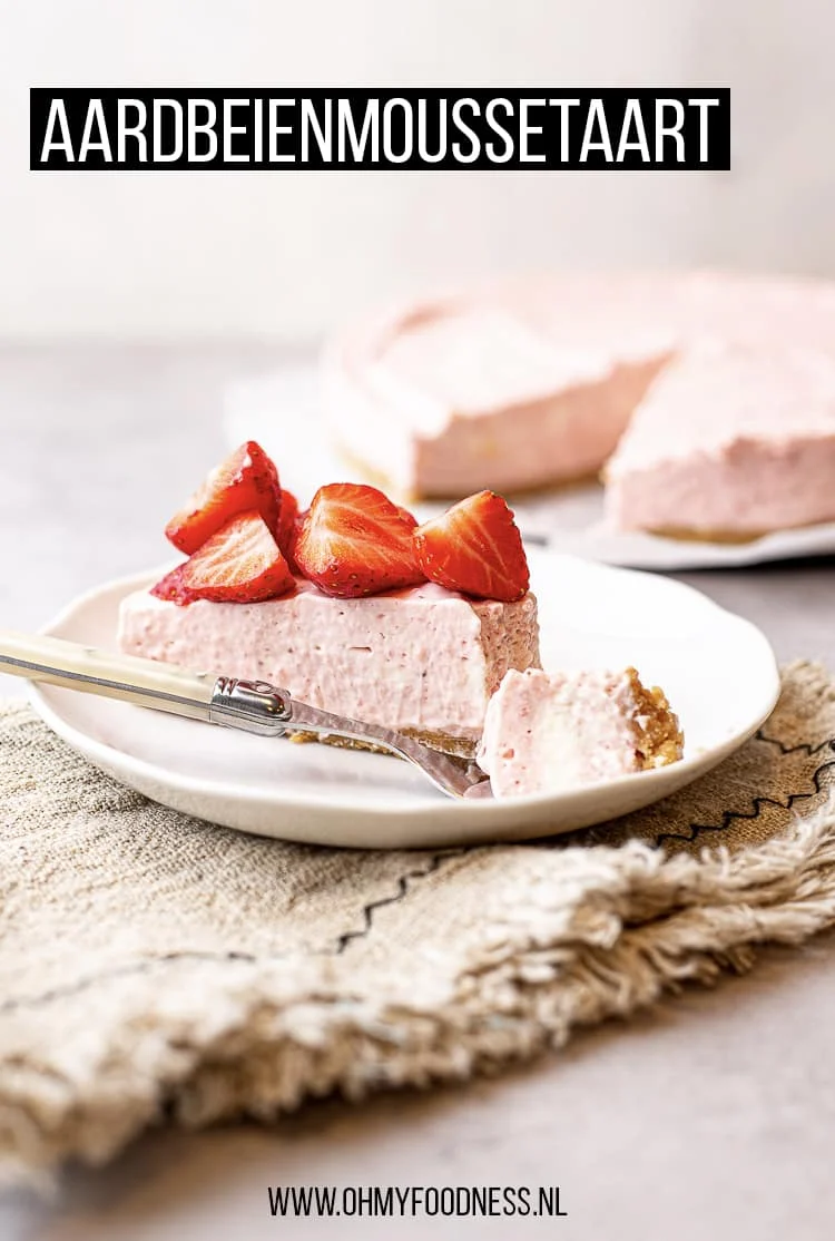 Fastfood Friday: Aardbeienmoussetaart 4 Aardbeienmoussetaart