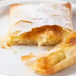 Griekse Bougatsa