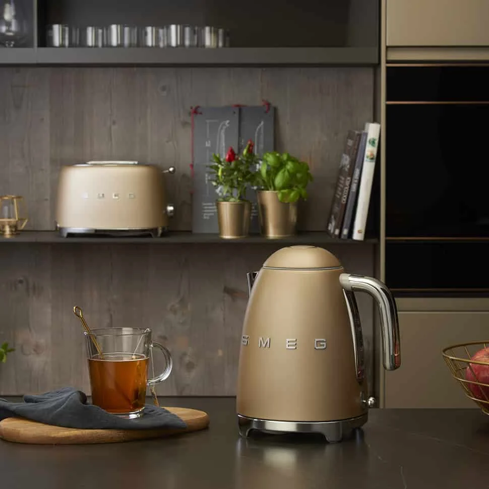 NIEUW: Ohmyfoodness memberomgeving vól exclusieve content 2 champagne waterkoker smeg