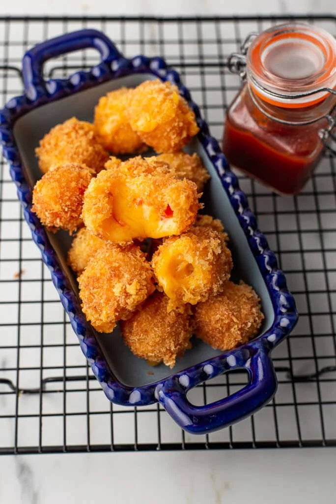 Fastfood Friday: Chili Cheese Nuggets 33 Chili cheese nuggets