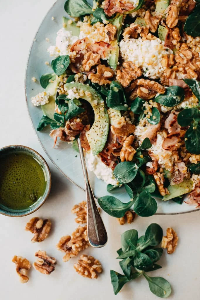 Bulgur met Avocado, Cottage Cheese en Bacon 21 Bulgur Salade met Avocado Cottage Cheese en Bacon ST 2