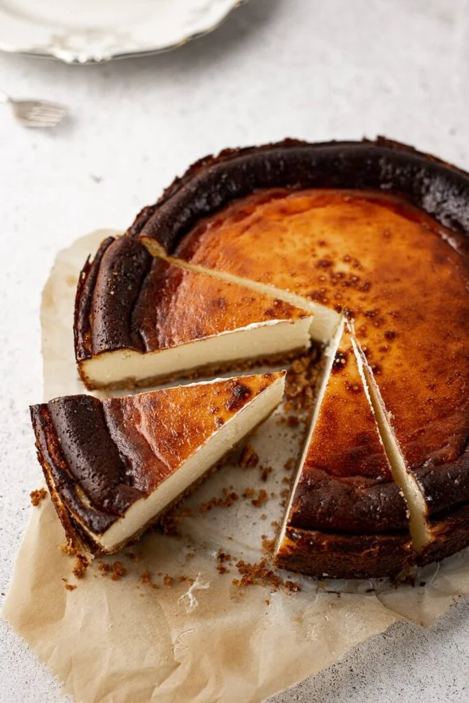 Burnt cheesecake recept, ook wel bekend als Basque cheesecake. 1 burnt cheesecake