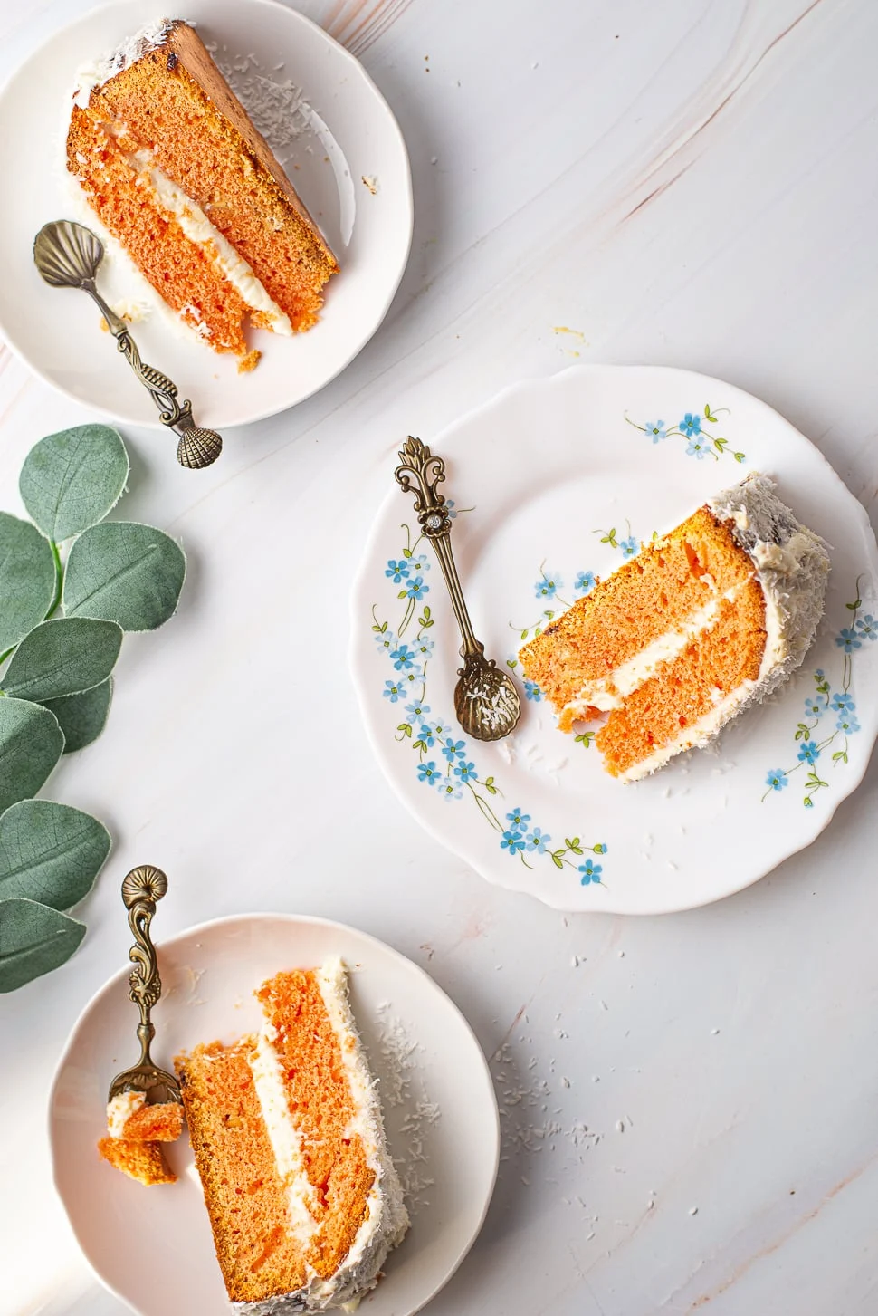 Orange Velvet Cake met witte chocolade en kokos 2 Orange velvet cake