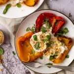 Gegrilde paprika's met burrata en dukkah
