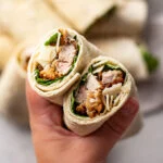 Caesar Salad wrap met gefrituurde kip