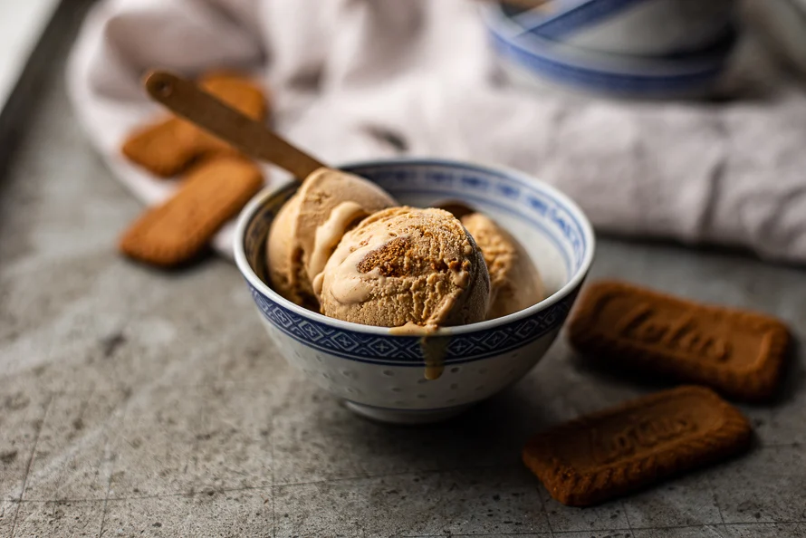 Dulce de leche ijs met Speculooskoekjes 3 dulce de leche ijs met speculooskoekjes