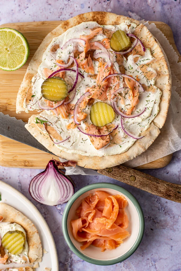 Fastfood Friday: Flatbreadpizza met gerookte zalm 7 Flatbreadpizza met limoenricotta en gerookte zalm