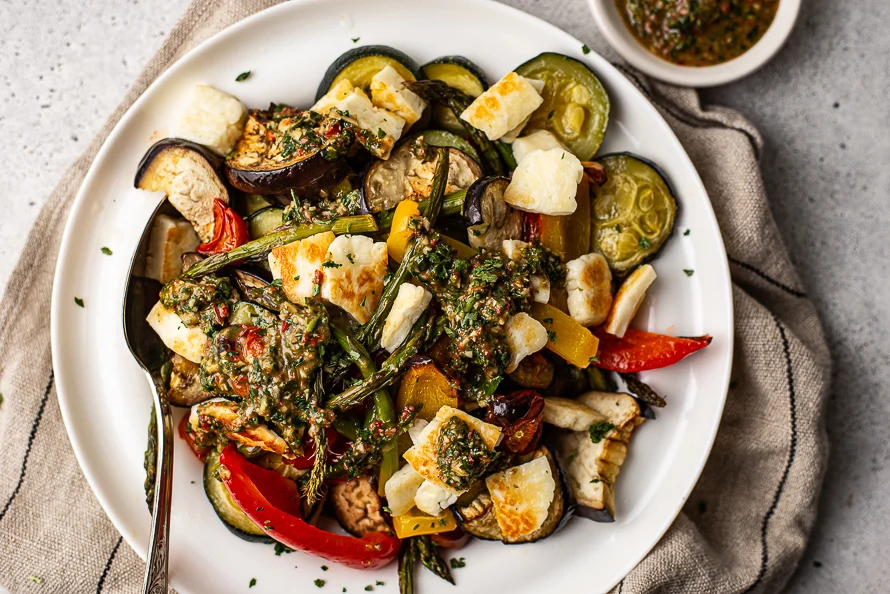 Gegrilde groenten met halloumi en chimichurri 3 gegrilde groenten met halloumi en chimichurri