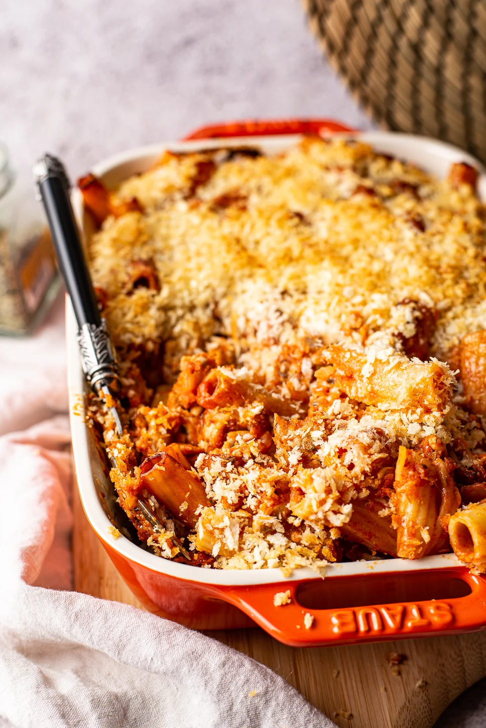 Kip parmezaan pastaschotel