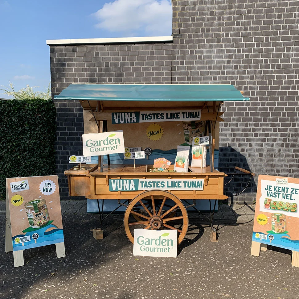 Vegan sushi stacks met 'tonijn' 1 viskraam VUNA