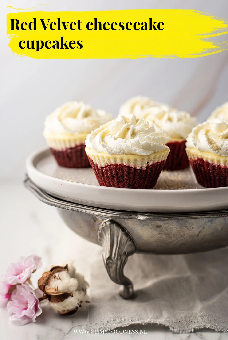 Fastfood Friday: Red Velvet cheesecake cupcakes 3 Red Velvet cheesecakecupcakes