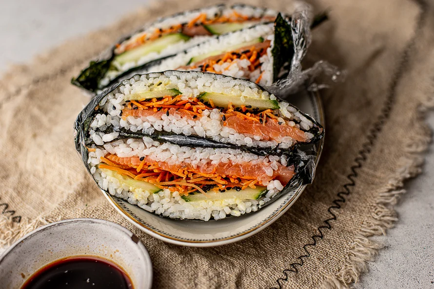 Sushi sandwich met gerookte zalm 2 Sushi sandwich met gerookte zalm