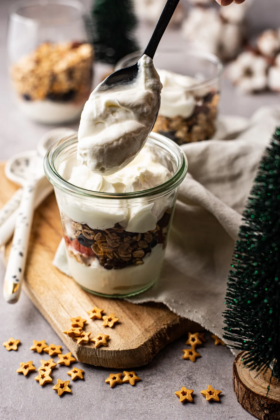Ontbijttrifle met yoghurt & kerstgranola 2 Ontbijttrifle met yoghurt en kerstgranola