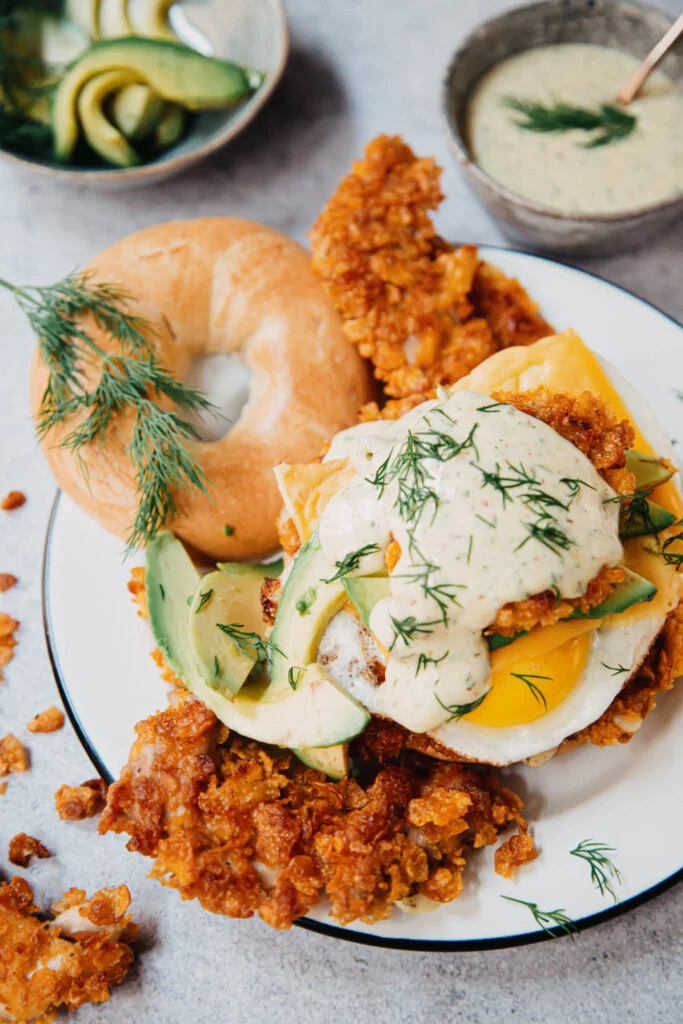 Bagel breakfast burger met krokante kip 10 BagelBreakfastBurgerKrokanteKip ST