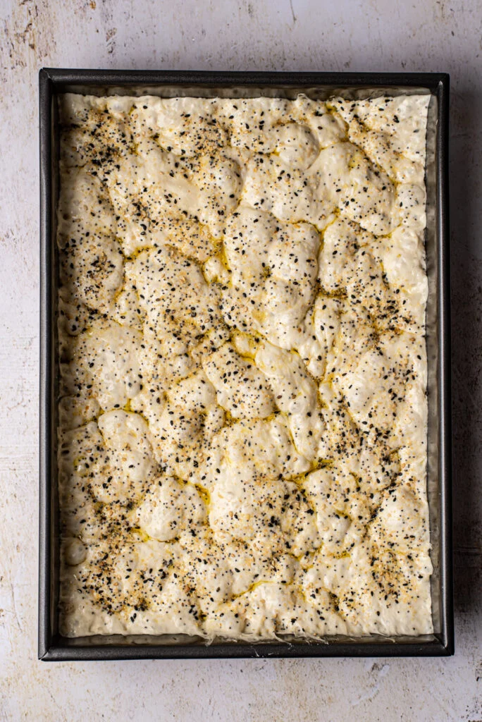 No knead Focaccia met Everything Bagel kruiden 10 No knead focaccia