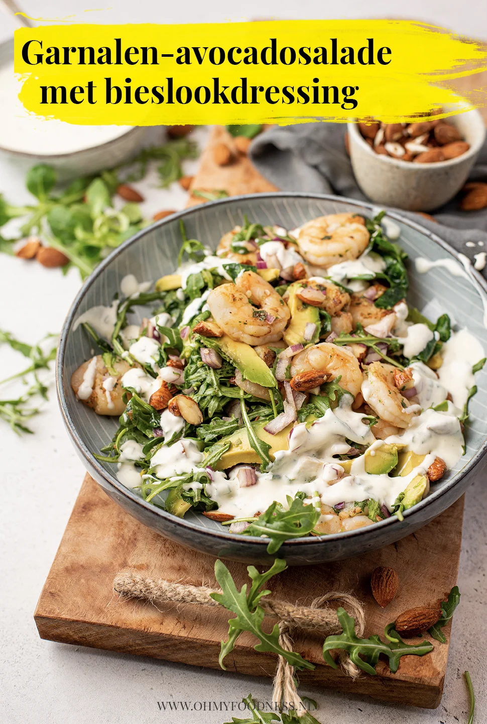 Garnalen-avocadosalade met bieslookdressing 3 Garnalen-avocadosalade met bieslookdressing