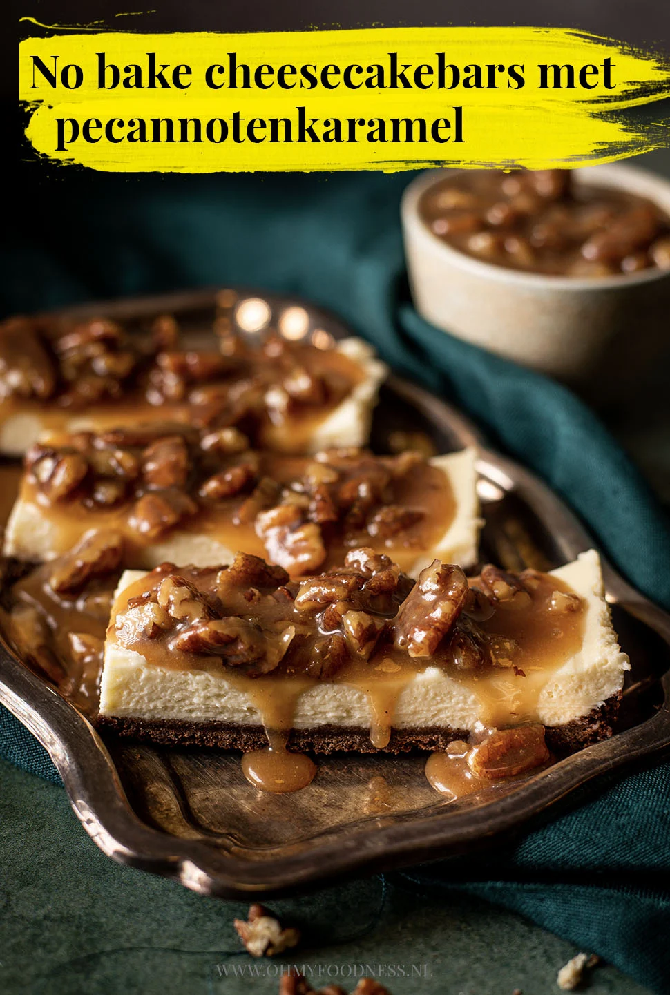 No bake cheesecakebars met pecannotenkaramel 3 No bake cheesecakebars met pecannotenkaramel
