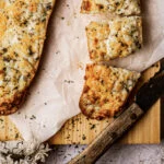Makkelijk garlicbread met kaas