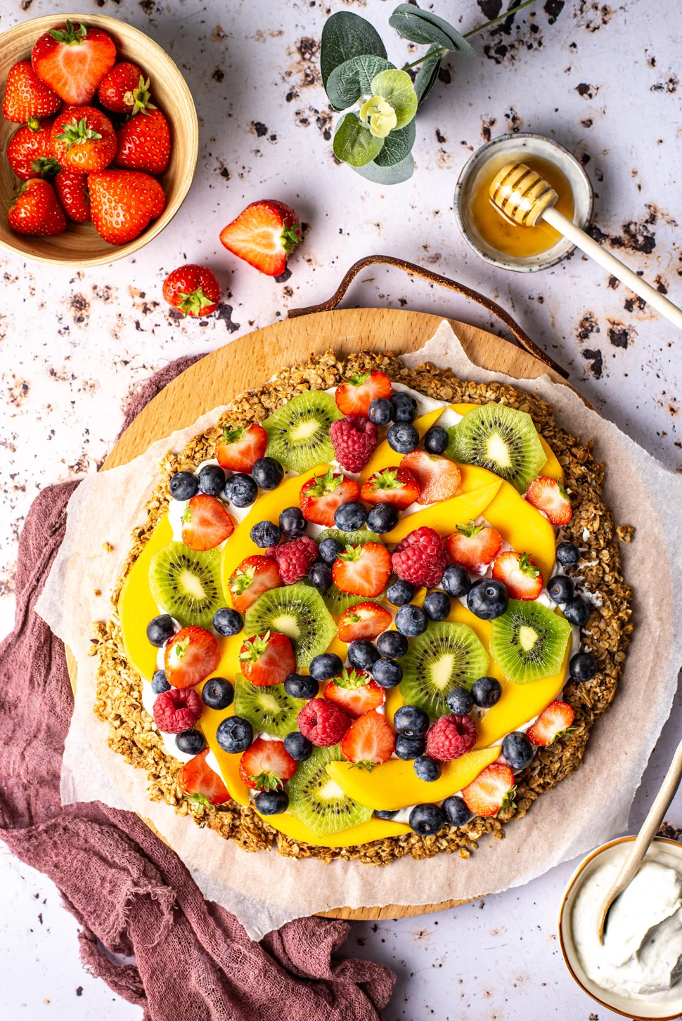 Granola fruitpizza