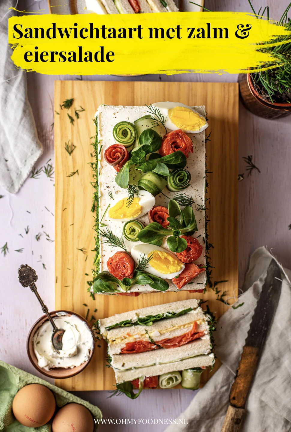 Sandwichtaart met gerookte zalm en eiersalade 5 Sandwichtaart met gerookte zalm en eiersalade