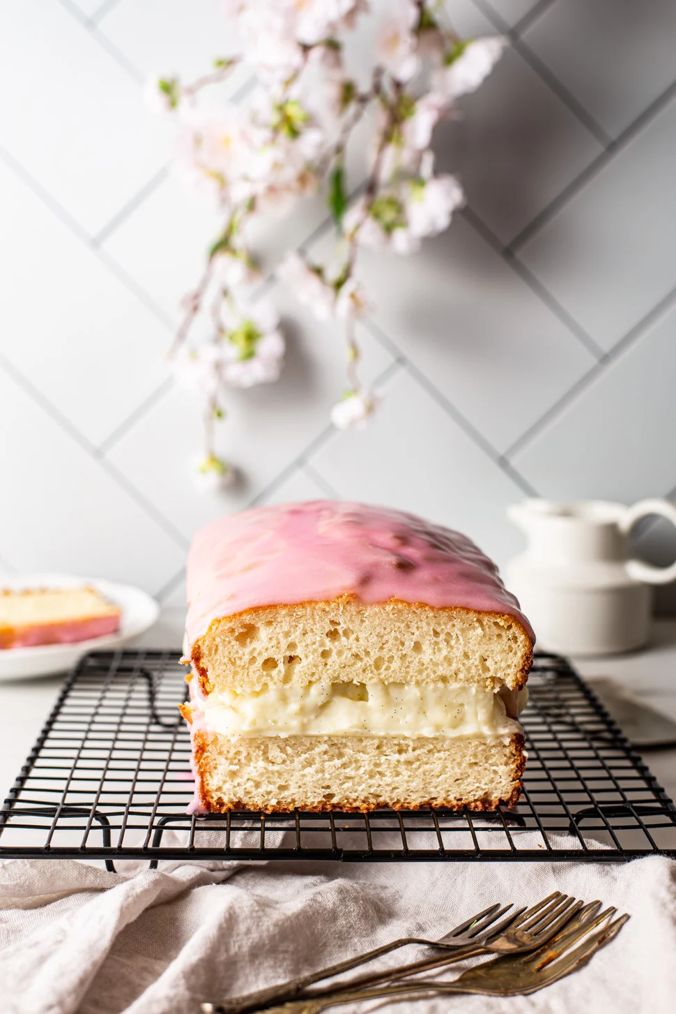 Tompoucecake