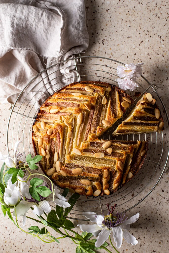 Rabarber-amandelcake