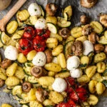 gnocchi traybake met mozzarella