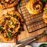 Tacorolls van croissantdeeg