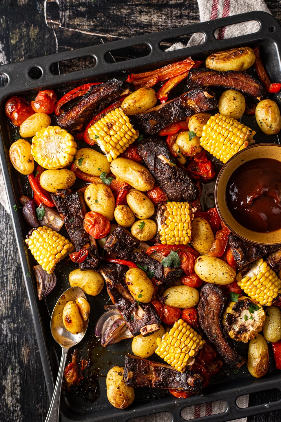 Texaanse traybake met spareribs 1 Texaanse traybake met spareribs