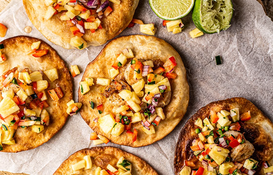 Fastfood Friday: Tostada met cajungarnalen en ananassalsa 3 Tostada met cajungarnalen en ananassalsa