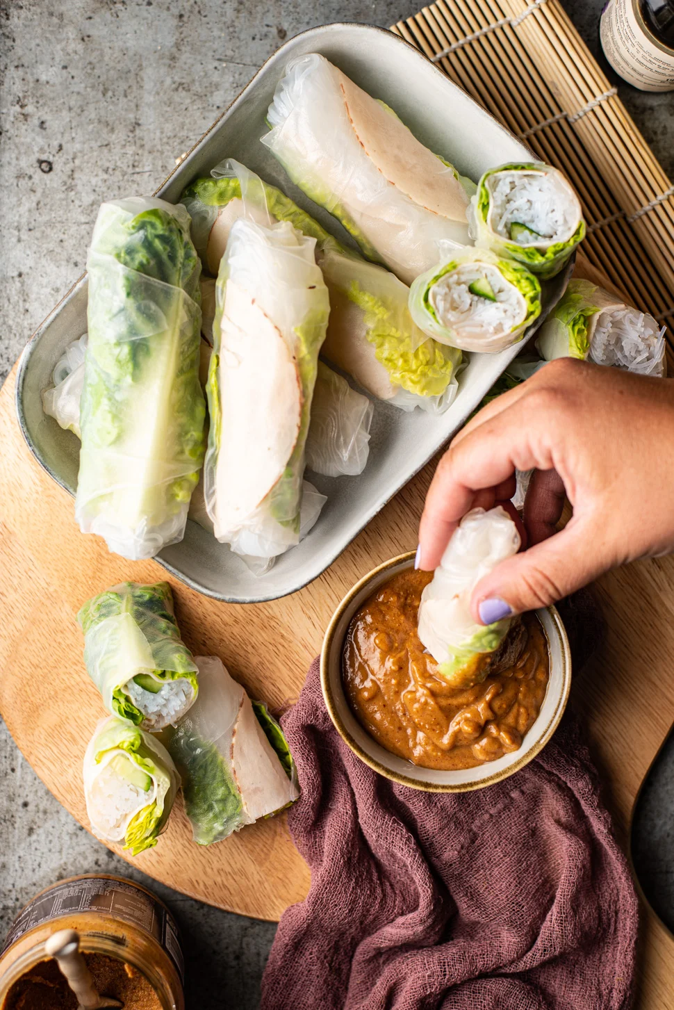 Verse springrolls met pindadip 2 verse springroll met pindadip