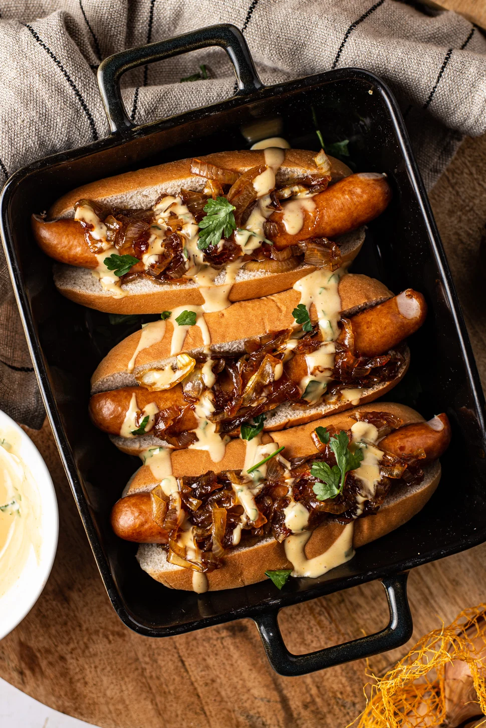 Fastfood Friday: Hotdogs met zoete ui 1 Hotdogs met zoete ui