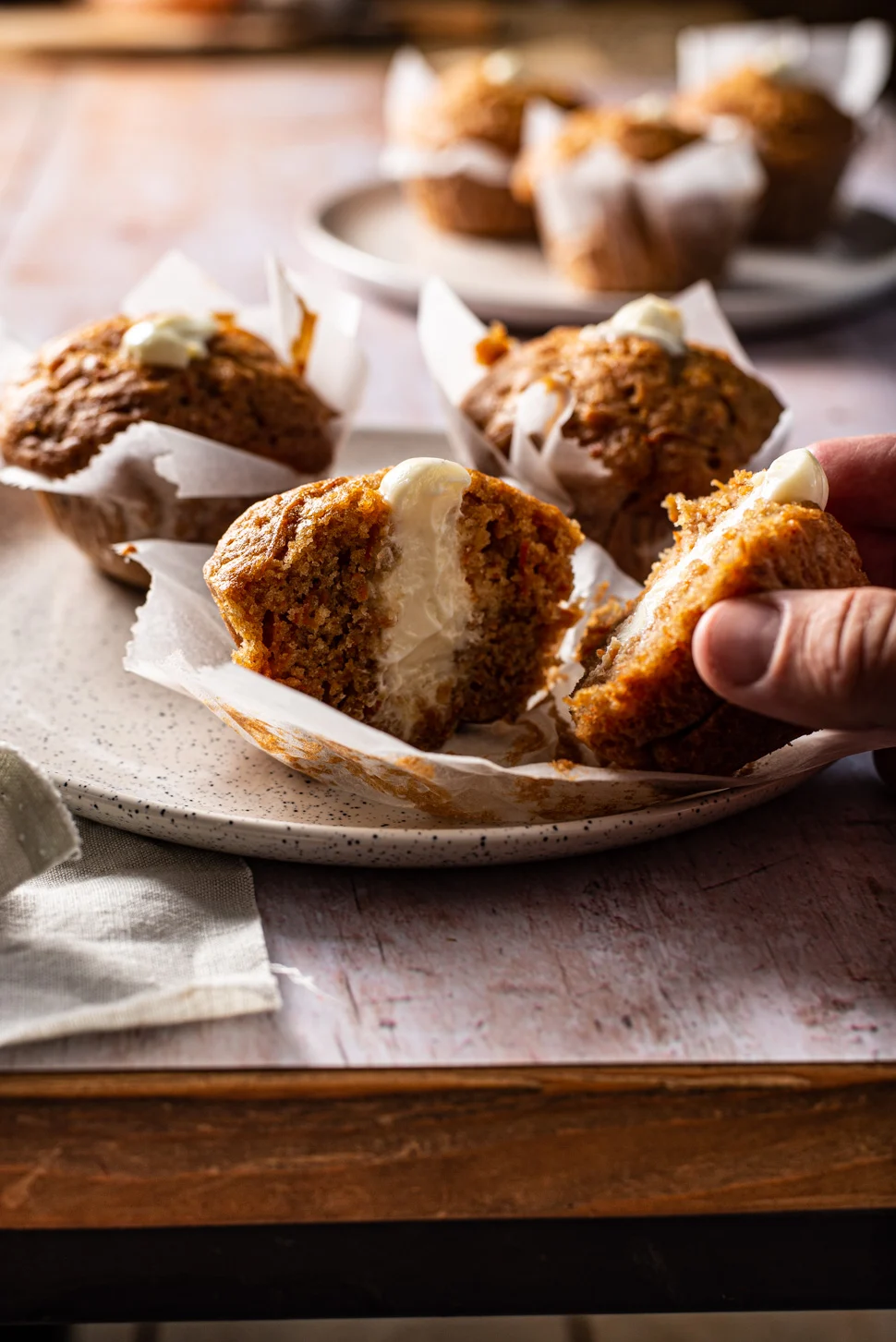 Carrotcakemuffins met roomkaasvulling