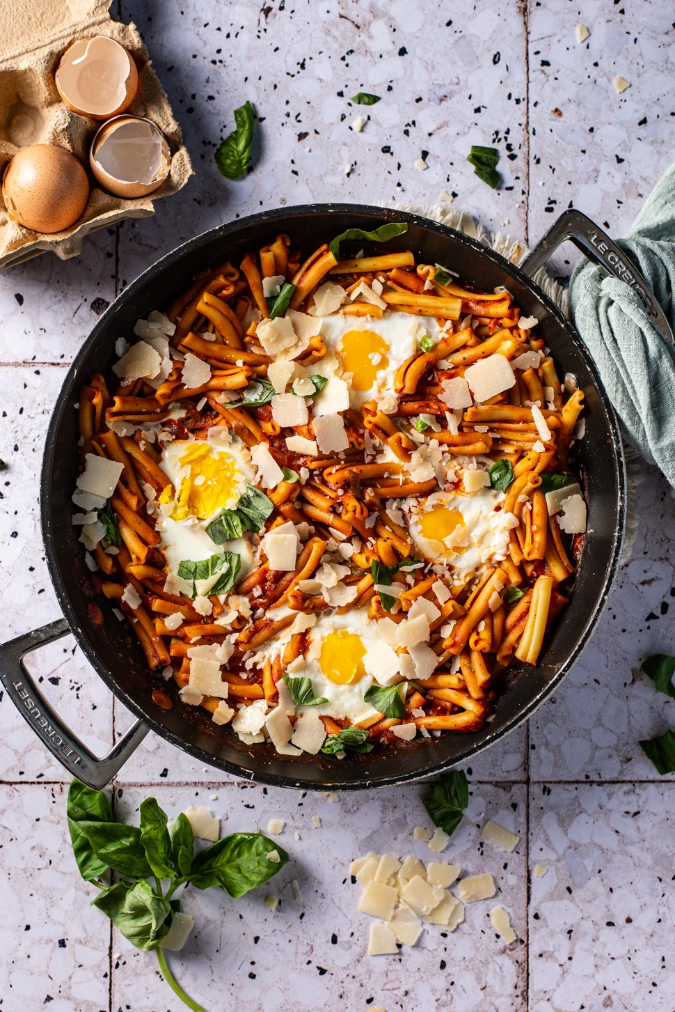 10x vegetarische pasta recepten 3 Shakshuka pasta