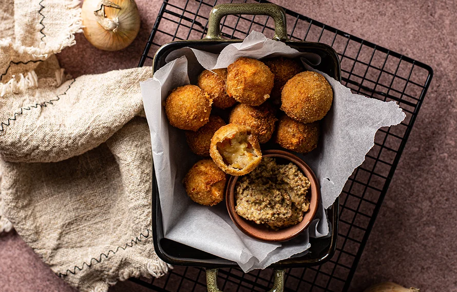 Bitterballen van stamppot (Hutsballen) 5 bitterballen met groenten