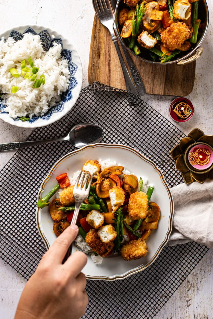 Wokschotel met krokante knoflook-paneer 26 wokschotel met krokante knoflook-paneer