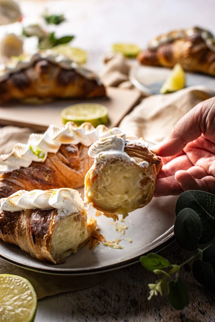 Croissants met limoenroom en meringue 14 croissants vullen