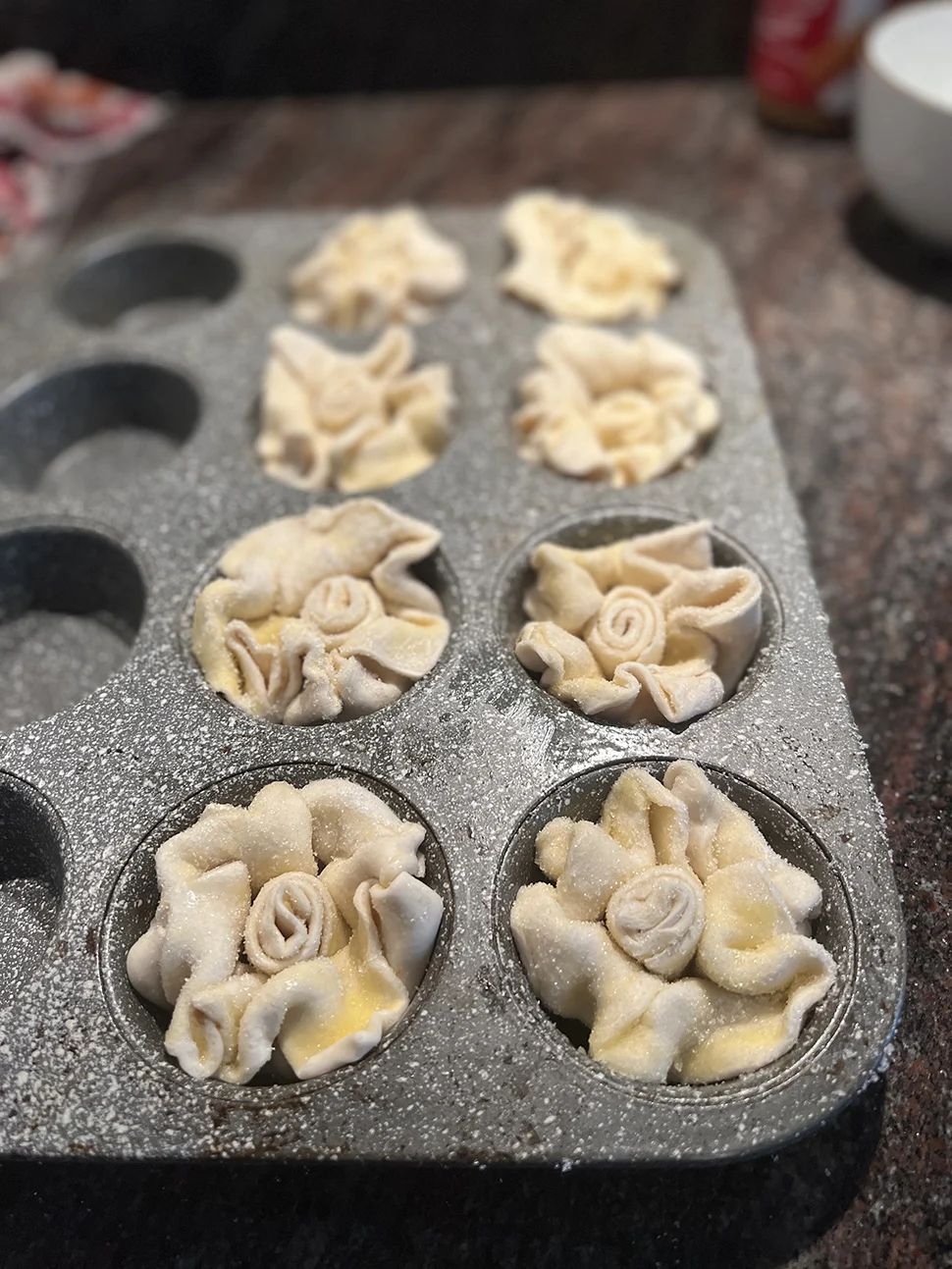 Kouign Amann 1 Kouign Amann voor het bakken