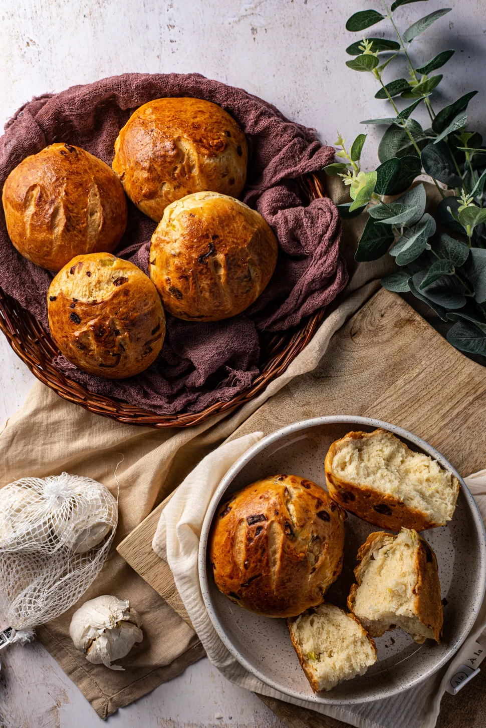 Witte bollen met bosui en knoflook 1 witte bollen met bosui