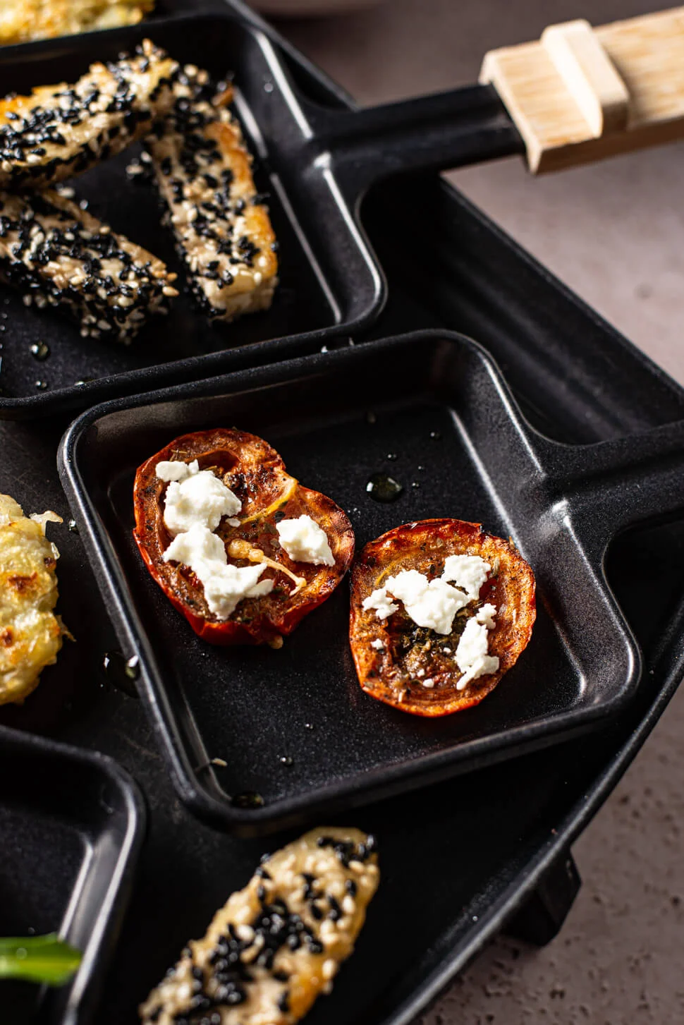 5x Vegetarische gourmethapjes 6 gegrilde tomaat