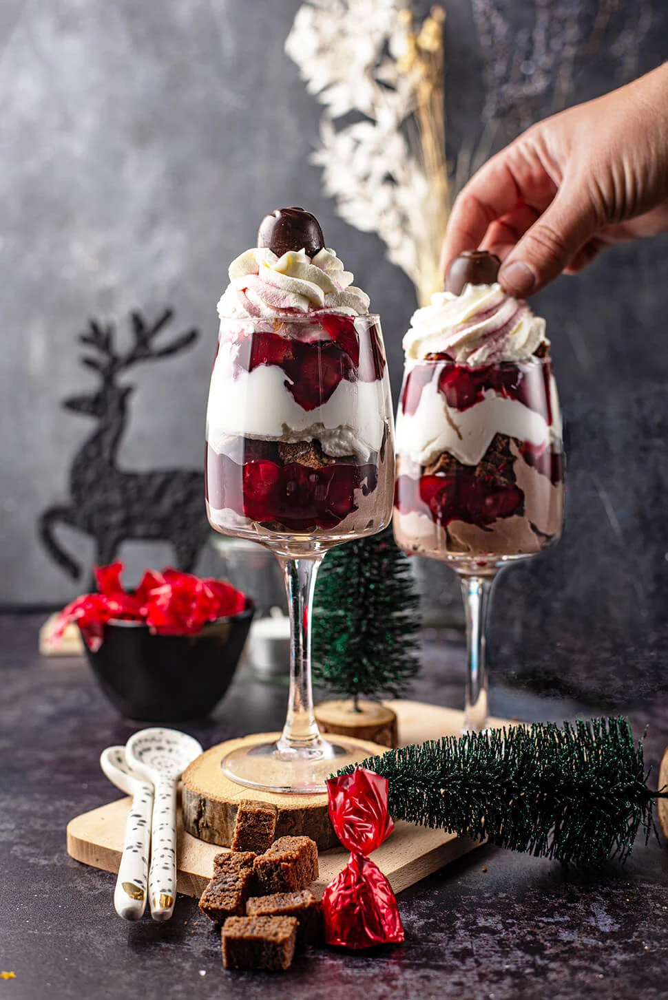 Kersttrifle met yoghurt & kersen 2 kersttrifle