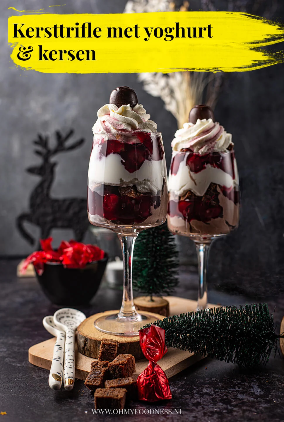 Kersttrifle met yoghurt & kersen 3 makkelijke trifle