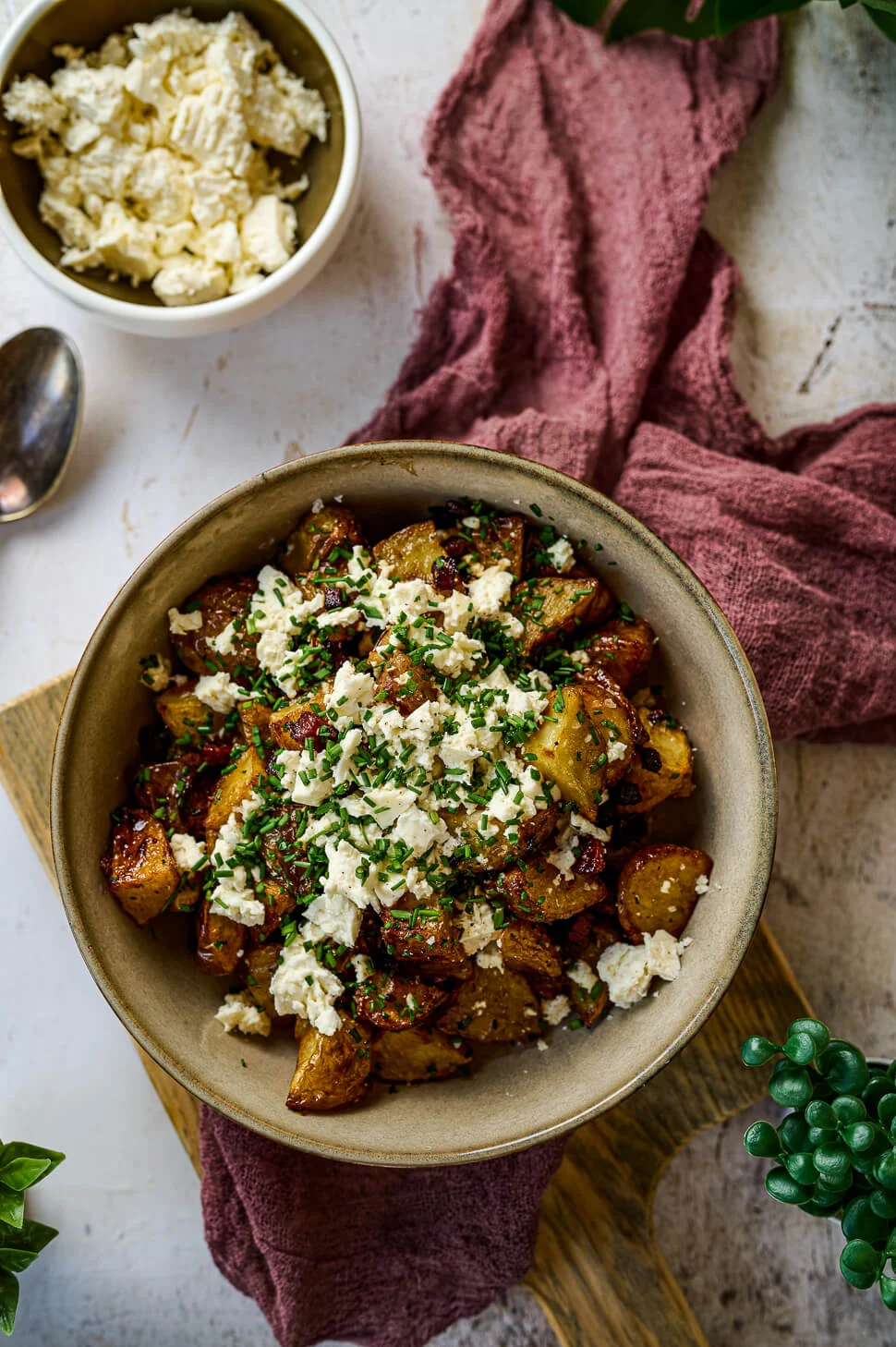 Krokante aardappels met feta & honing 4 krokante aardappels uit de oven