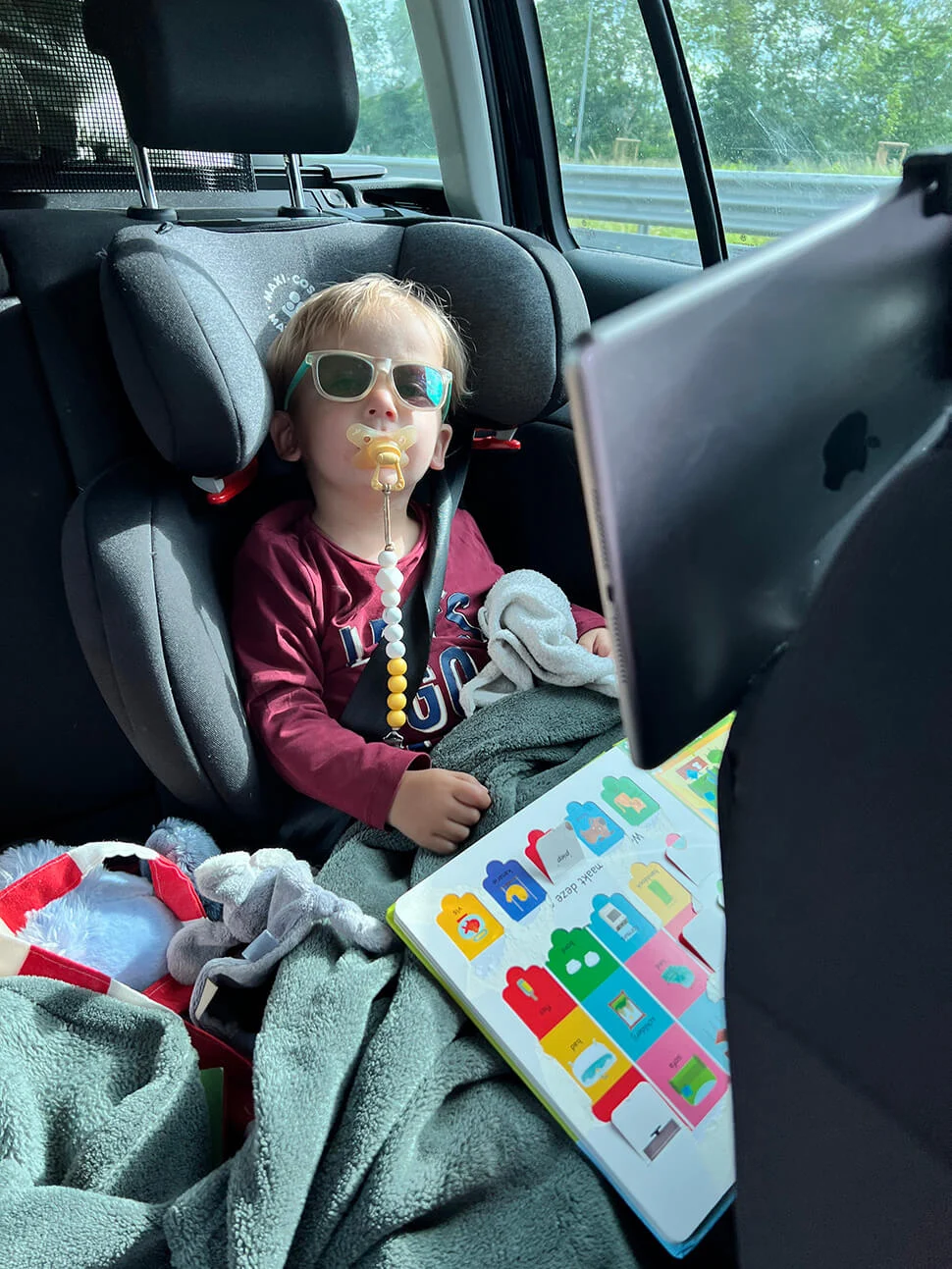 Lange autorit met kinderen, zo pak je dat aan 1 lange autorit met kinderen